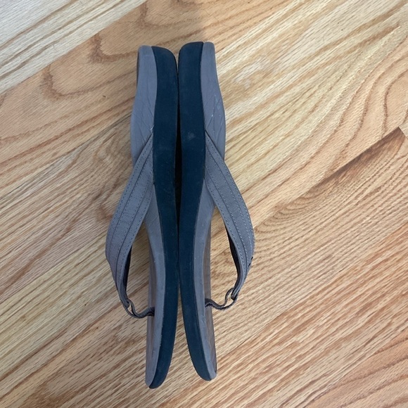 Vionic Patty Thong Sandals Womens Size 11 Brown Flip Flop orthotic Beach summer - Picture 8 of 12